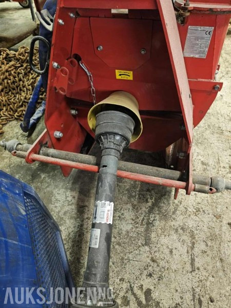 Peralatan pertanian 2010 FARMI CH180 flisekutter.: gambar 8 Peralatan pertanian 2010 FARMI CH180 flisekutter.: gambar 8