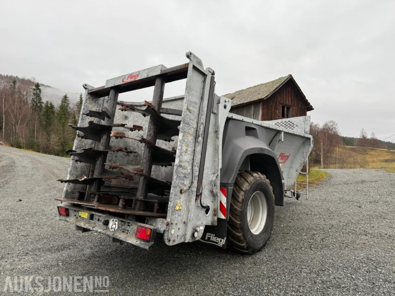 2018 Fliegl Gjødselvogn 10m3 - Peralatan pertanian: gambar 5 2018 Fliegl Gjødselvogn 10m3 - Peralatan pertanian: gambar 5