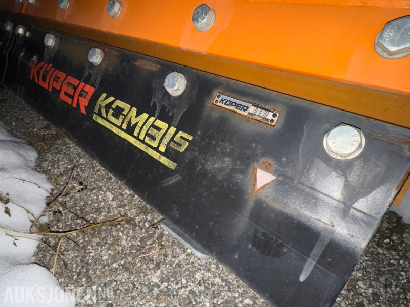 2018 Schmidt MS 27 C snøplog /brøyteskjær - Hydraylisk sving - Bredde 2700 mm - Trepunkts feste - Slepesko - Parkeringsstativ - Peralatan pertanian: gambar 4 2018 Schmidt MS 27 C snøplog /brøyteskjær - Hydraylisk sving - Bredde 2700 mm - Trepunkts feste - Slepesko - Parkeringsstativ - Peralatan pertanian: gambar 4