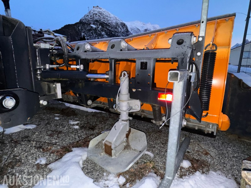 2018 Schmidt MS 27 C snøplog /brøyteskjær - Hydraylisk sving - Bredde 2700 mm - Trepunkts feste - Slepesko - Parkeringsstativ - Peralatan pertanian: gambar 2 2018 Schmidt MS 27 C snøplog /brøyteskjær - Hydraylisk sving - Bredde 2700 mm - Trepunkts feste - Slepesko - Parkeringsstativ - Peralatan pertanian: gambar 2