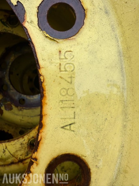 Felgsett til John Deere – AL118455 og AL174627 - Peralatan pertanian: gambar 5 Felgsett til John Deere – AL118455 og AL174627 - Peralatan pertanian: gambar 5