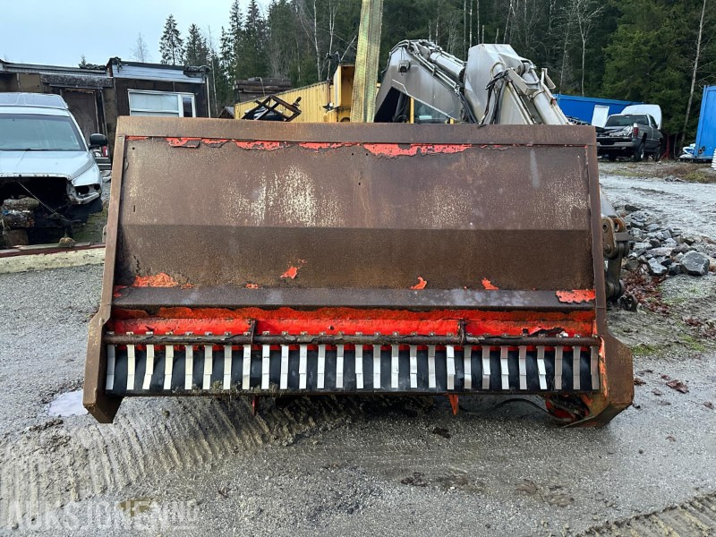 TOKVAM SAND-/STRØKASSE (REPOBJEKT) - Peralatan pertanian: gambar 5 TOKVAM SAND-/STRØKASSE (REPOBJEKT) - Peralatan pertanian: gambar 5