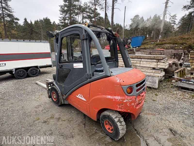 Linde truck H 35 D motvektstruck - Peralatan untuk menangani material: gambar 4 Linde truck H 35 D motvektstruck - Peralatan untuk menangani material: gambar 4