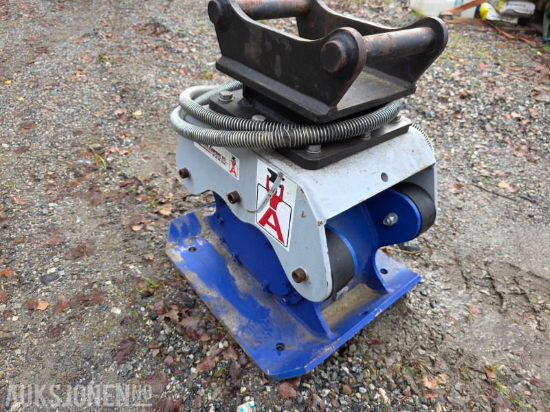 SAES HST F3LN -40 feste komprimator/vibroplate for gravemaskin - Roller: gambar 5 SAES HST F3LN -40 feste komprimator/vibroplate for gravemaskin - Roller: gambar 5