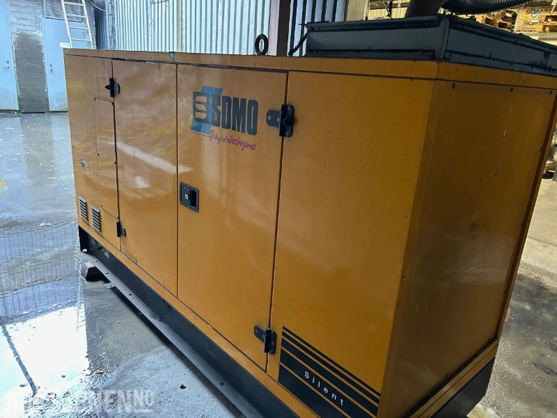 SDMO 80 kVa aggregat - Membangun inventaris: gambar 1 SDMO 80 kVa aggregat - Membangun inventaris: gambar 1
