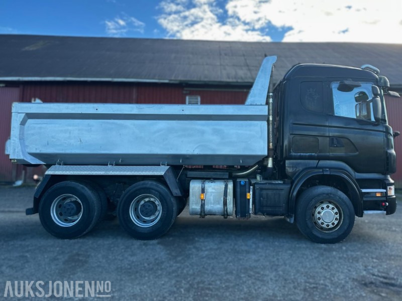 Scania R620 6x4 Tippbil – 2007 – 620 hk V8 – Maur Bilpåbygg - Truk jungkit: gambar 4 Scania R620 6x4 Tippbil – 2007 – 620 hk V8 – Maur Bilpåbygg - Truk jungkit: gambar 4