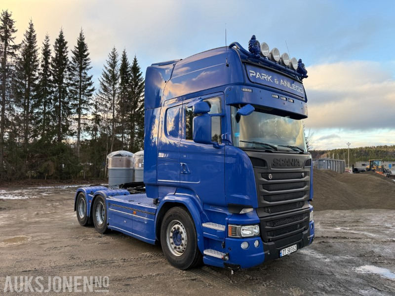 2015 Scania R-serie 6x4 Påkostet - Brøyterigget - Tipphydraulikk - Sprederhydraulikk - 675 643km - Tractor head: gambar 3 2015 Scania R-serie 6x4 Påkostet - Brøyterigget - Tipphydraulikk - Sprederhydraulikk - 675 643km - Tractor head: gambar 3