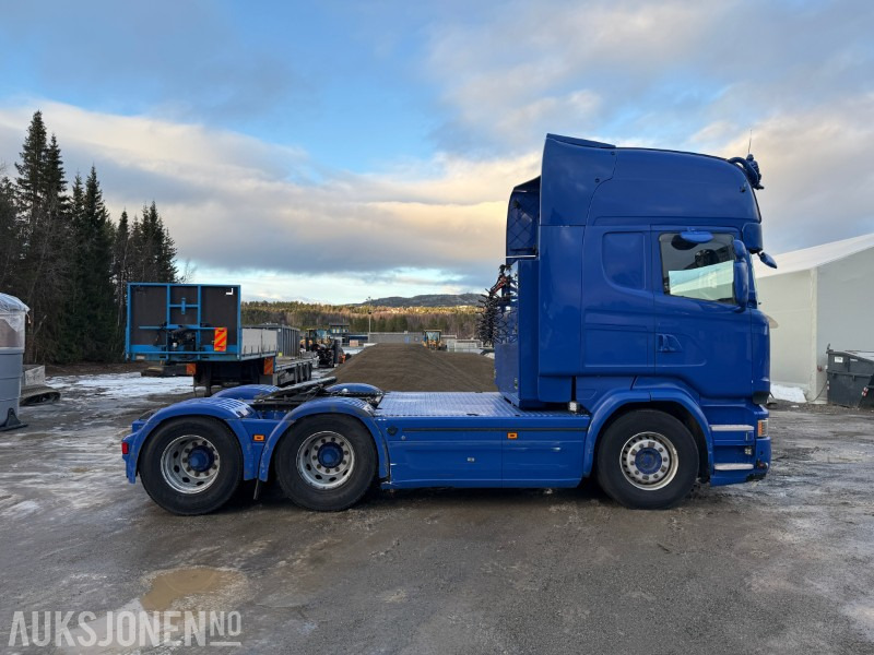 2015 Scania R-serie 6x4 Påkostet - Brøyterigget - Tipphydraulikk - Sprederhydraulikk - 675 643km - Tractor head: gambar 4 2015 Scania R-serie 6x4 Påkostet - Brøyterigget - Tipphydraulikk - Sprederhydraulikk - 675 643km - Tractor head: gambar 4