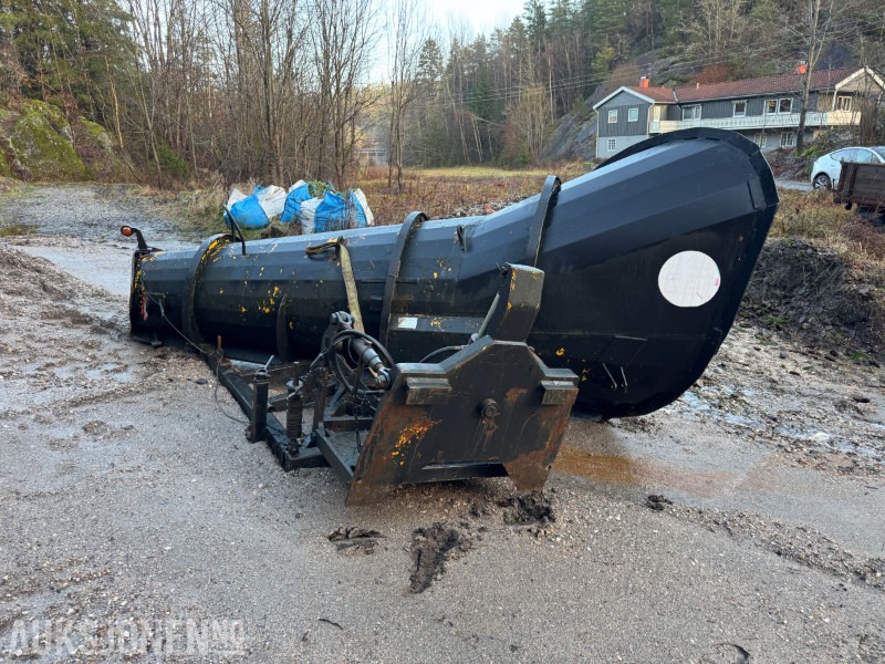 Stiansen & Øya Snøplog - Truk: gambar 1 Stiansen & Øya Snøplog - Truk: gambar 1