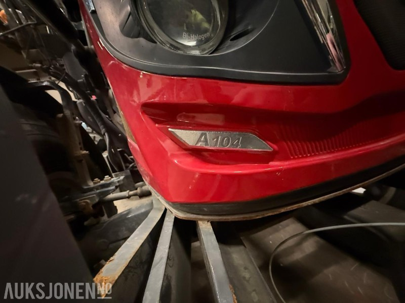 Valtra A104 m Laster, skuffe og pallegaffel - Traktor: gambar 5 Valtra A104 m Laster, skuffe og pallegaffel - Traktor: gambar 5