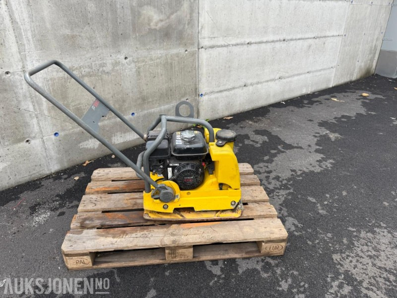 Wacker Neuson WP1550 vibroplate. - Roller: gambar 2 Wacker Neuson WP1550 vibroplate. - Roller: gambar 2