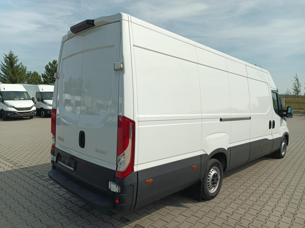 IVECO Daily 35 S 16 V - Van panel: gambar 5 IVECO Daily 35 S 16 V - Van panel: gambar 5