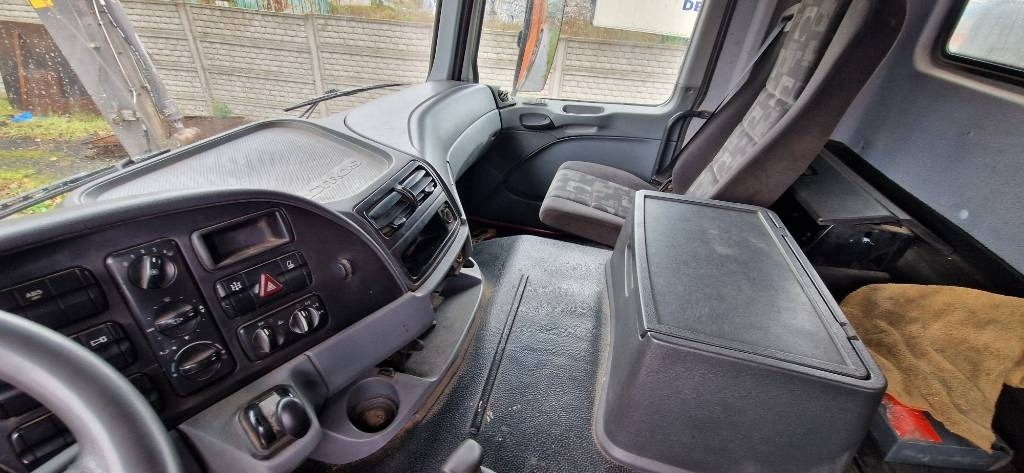 Mercedes-Benz Actros 4144 - Truk jungkit: gambar 4 Mercedes-Benz Actros 4144 - Truk jungkit: gambar 4