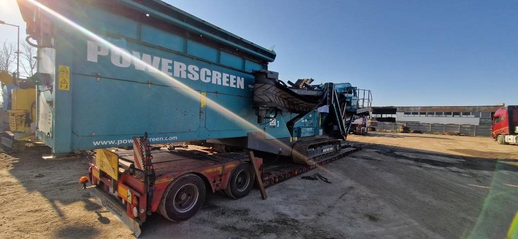 Powersceen Chieftain 1400 - Screener: gambar 2 Powersceen Chieftain 1400 - Screener: gambar 2