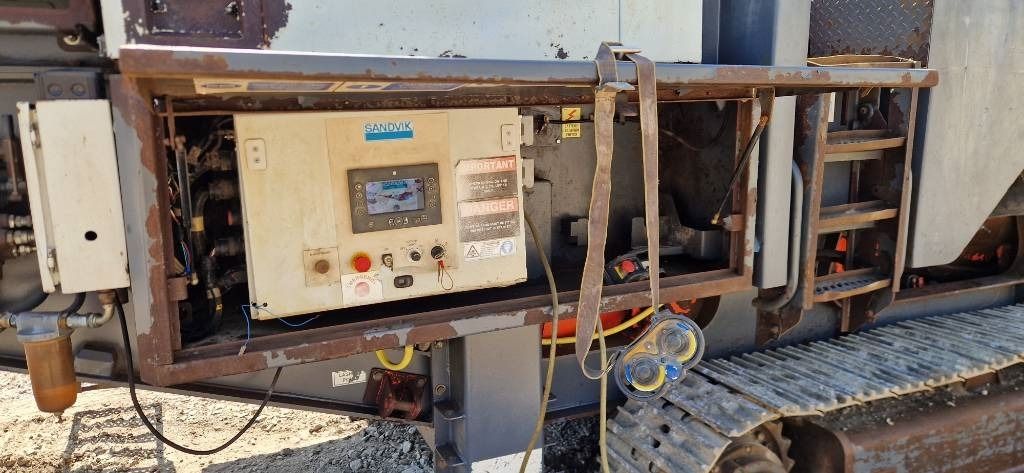 Sandvik QJ 341 - Tanaman penghancur mobil: gambar 4 Sandvik QJ 341 - Tanaman penghancur mobil: gambar 4
