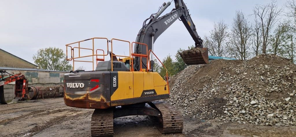 Volvo EC 220EL - Ekskavator perayap: gambar 3 Volvo EC 220EL - Ekskavator perayap: gambar 3