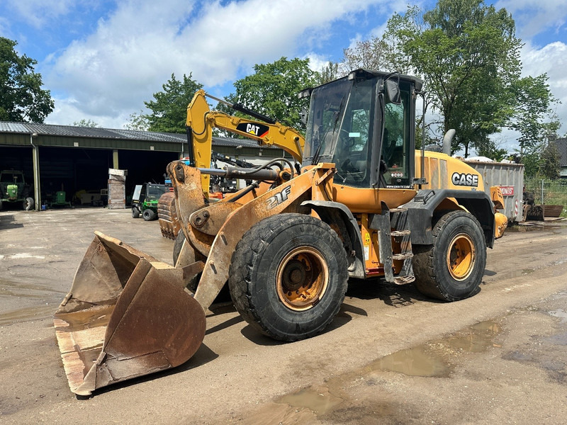 Case 621 F - Wheel loader: gambar 1 Case 621 F - Wheel loader: gambar 1