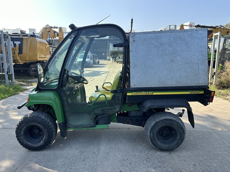 John Deere HPX Gator 4X4 - Truk pikap: gambar 2 John Deere HPX Gator 4X4 - Truk pikap: gambar 2