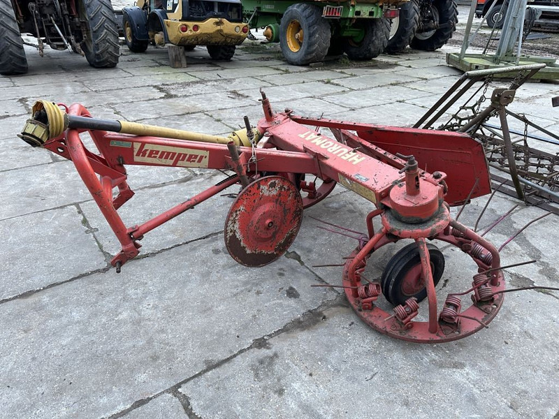 Kemper HT 2 Incl Cultivator | Incl Fertilizer spreader | SEE PICTURES - Petani: gambar 1 Kemper HT 2 Incl Cultivator | Incl Fertilizer spreader | SEE PICTURES - Petani: gambar 1