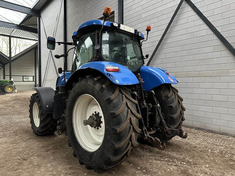 New Holland T7.250 - Traktor: gambar 5 New Holland T7.250 - Traktor: gambar 5