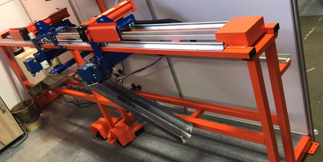 Wise Service Automatic double-headed guillotine WSG3 - Peralatan mesin: gambar 5 Wise Service Automatic double-headed guillotine WSG3 - Peralatan mesin: gambar 5