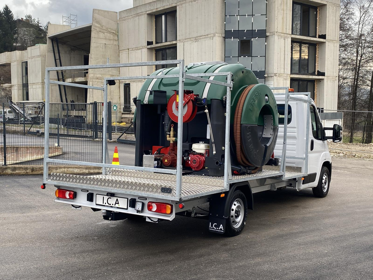 CITROEN JUMPER 1+2 180KM | WC AUFBAU + WC PUMPE - Van flatbed: gambar 3 CITROEN JUMPER 1+2 180KM | WC AUFBAU + WC PUMPE - Van flatbed: gambar 3