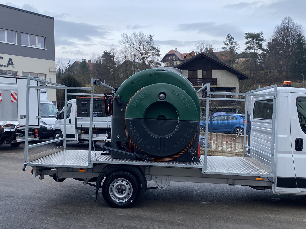 CITROEN JUMPER 1+2 180KM | WC AUFBAU + WC PUMPE - Van flatbed: gambar 2 CITROEN JUMPER 1+2 180KM | WC AUFBAU + WC PUMPE - Van flatbed: gambar 2