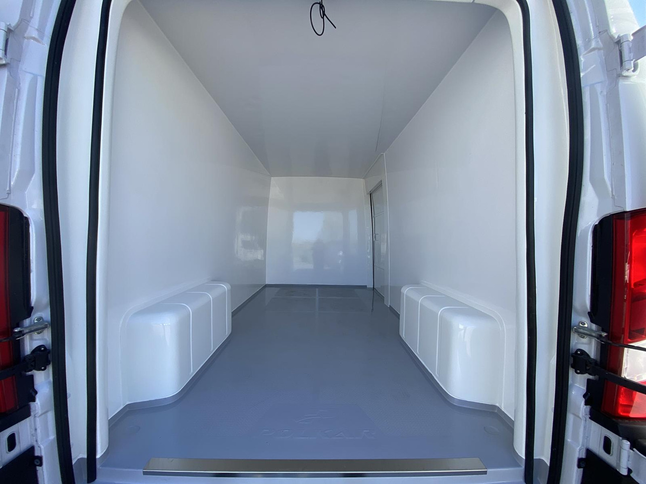FIAT DUCATO L3H2 140PS | TIEFKÜHLFAHRZEUG -20C + KONVEKTA TK 4022 12V-230V - Van berpendingin: gambar 4 FIAT DUCATO L3H2 140PS | TIEFKÜHLFAHRZEUG -20C + KONVEKTA TK 4022 12V-230V - Van berpendingin: gambar 4
