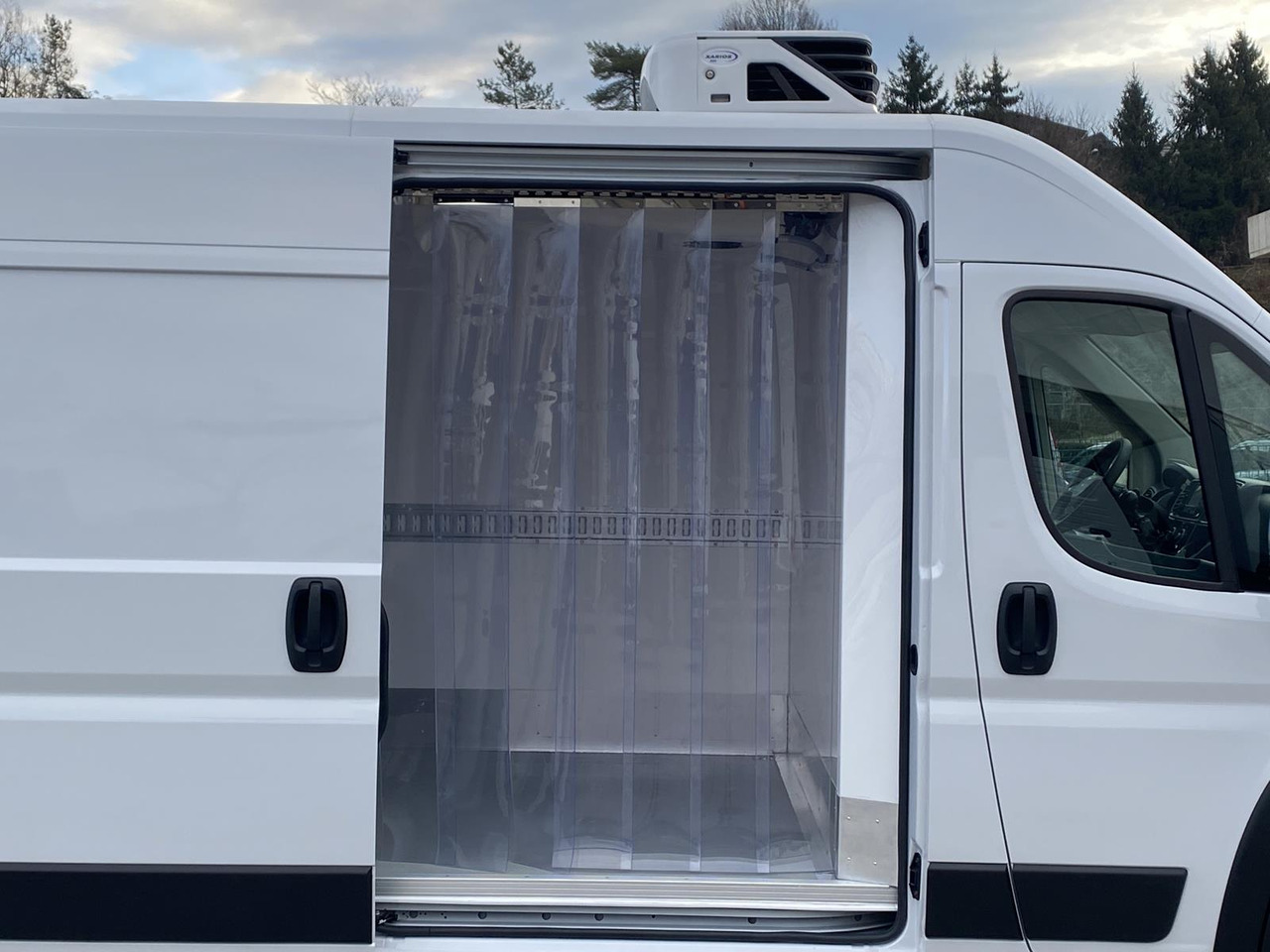 FIAT DUCATO L3H2 180PS BASE HEAVY / FRISCHDIENST + XARIOS 300 12-380V + Heizung - Van berpendingin: gambar 3 FIAT DUCATO L3H2 180PS BASE HEAVY / FRISCHDIENST + XARIOS 300 12-380V + Heizung - Van berpendingin: gambar 3