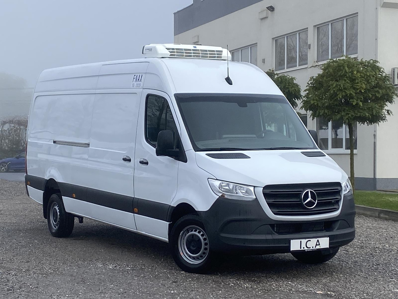MERCEDES-BENZ SPRINTER 317 CDI L4H3 170PS AUTOMATIK FRISCHDIENST + KONVEKTA FK 3022 12-220V - Van berpendingin: gambar 3 MERCEDES-BENZ SPRINTER 317 CDI L4H3 170PS AUTOMATIK FRISCHDIENST + KONVEKTA FK 3022 12-220V - Van berpendingin: gambar 3