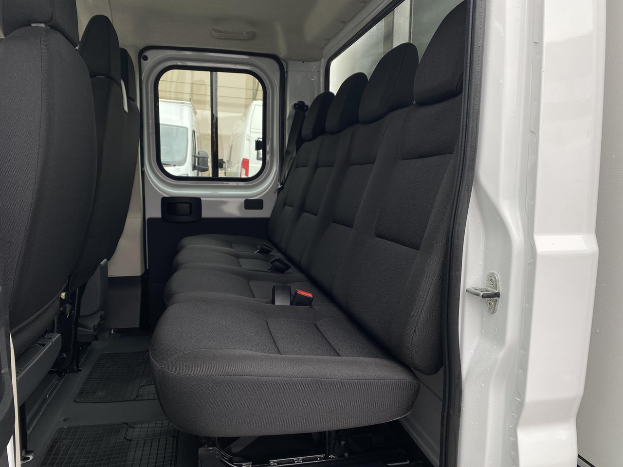 OPEL MOVANO 1+6 DOKA 140PS | KÜHLKOFFER + LADERAMPE - Van berpendingin: gambar 5 OPEL MOVANO 1+6 DOKA 140PS | KÜHLKOFFER + LADERAMPE - Van berpendingin: gambar 5