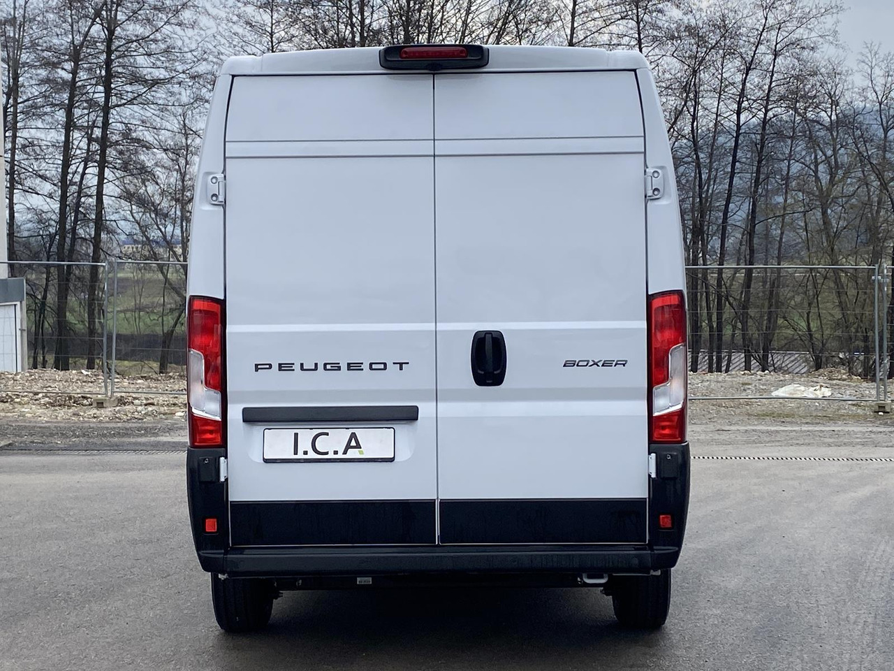 PEUGEOT BOXER L3H2 180PS CONFORT 335 / FRISCHDIENST BIS 0 + KONVEKTA FK2321 12-230V - Van berpendingin: gambar 5 PEUGEOT BOXER L3H2 180PS CONFORT 335 / FRISCHDIENST BIS 0 + KONVEKTA FK2321 12-230V - Van berpendingin: gambar 5