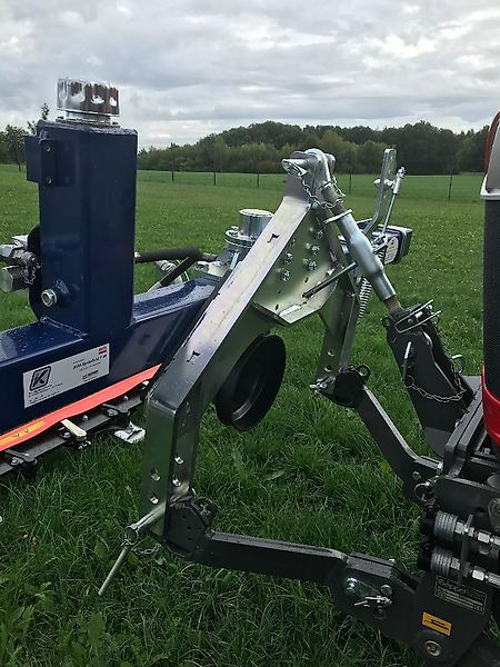 Mesin pemotong padang rumput baru Doppelmesser Frontmähwerk KEMA: gambar 11 Mesin pemotong padang rumput baru Doppelmesser Frontmähwerk KEMA: gambar 11