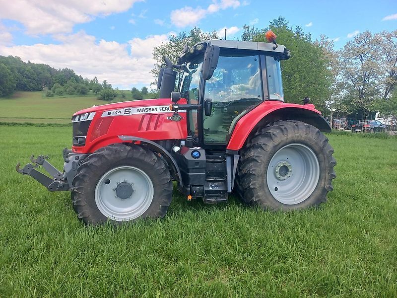 Traktor Massey Ferguson MF 6714 S Dyna-VT: gambar 6