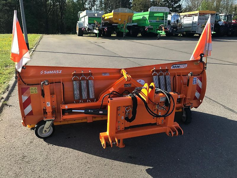 SaMASZ RAM 270 - Bajak salju: gambar 2 SaMASZ RAM 270 - Bajak salju: gambar 2