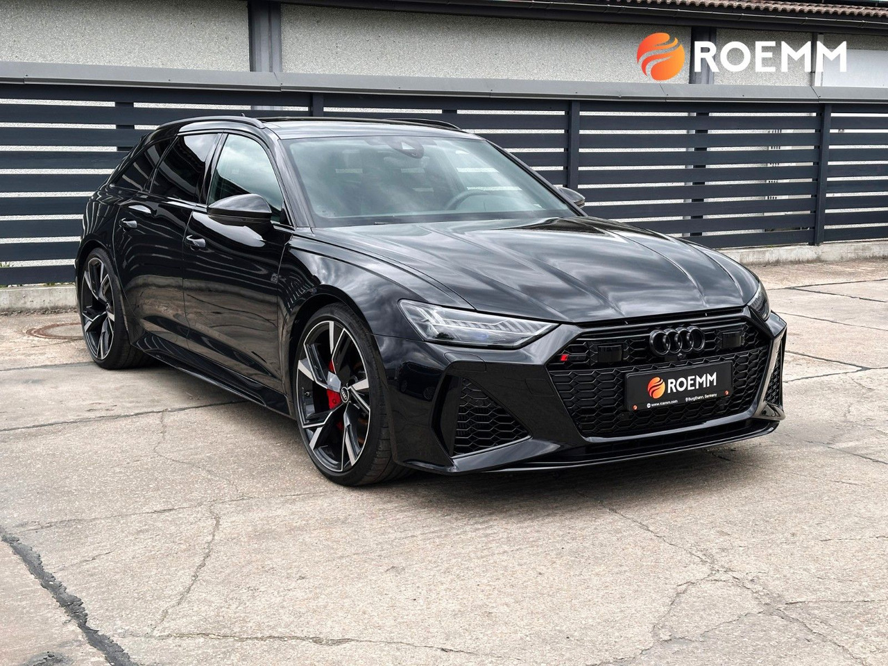 Audi RS6 Avant 4.0 TFSI quattro*Dynamik*360°*PANO*LED - Mobil: gambar 4 Audi RS6 Avant 4.0 TFSI quattro*Dynamik*360°*PANO*LED - Mobil: gambar 4