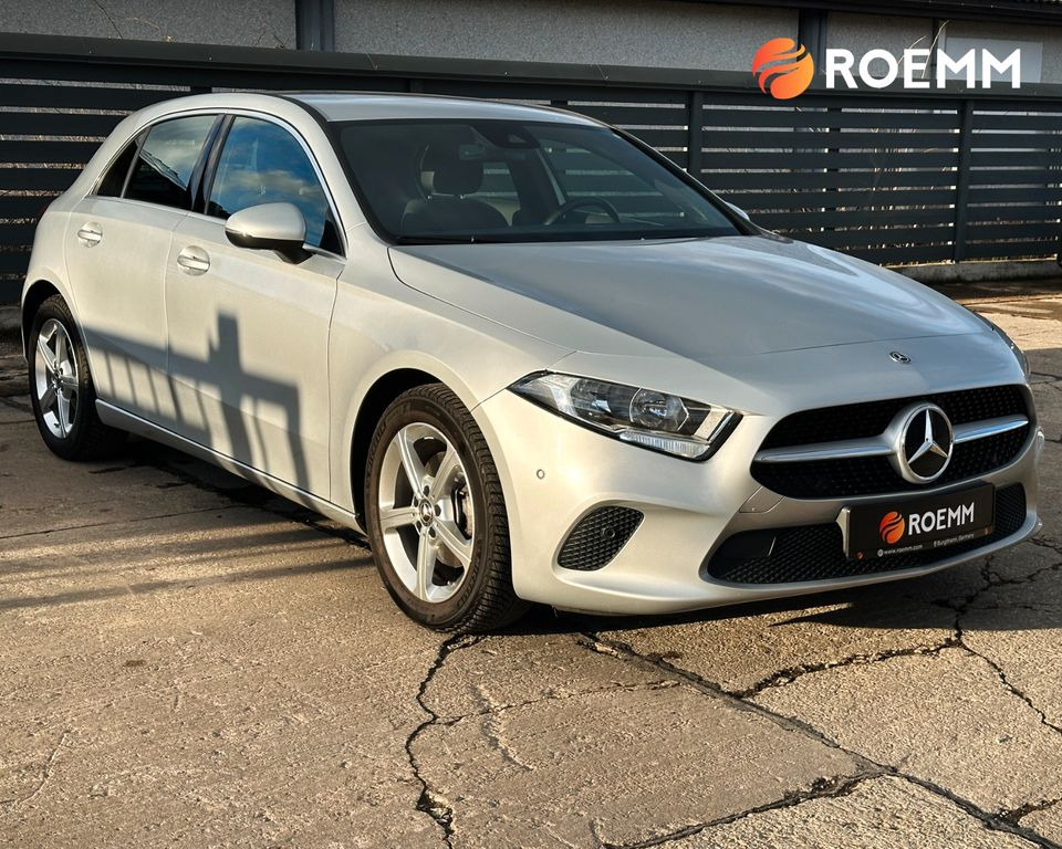Mercedes-Benz A -Klasse A 200*Tacho Digital*Spurhalteassistent - Mobil sedan: gambar 3 Mercedes-Benz A -Klasse A 200*Tacho Digital*Spurhalteassistent - Mobil sedan: gambar 3