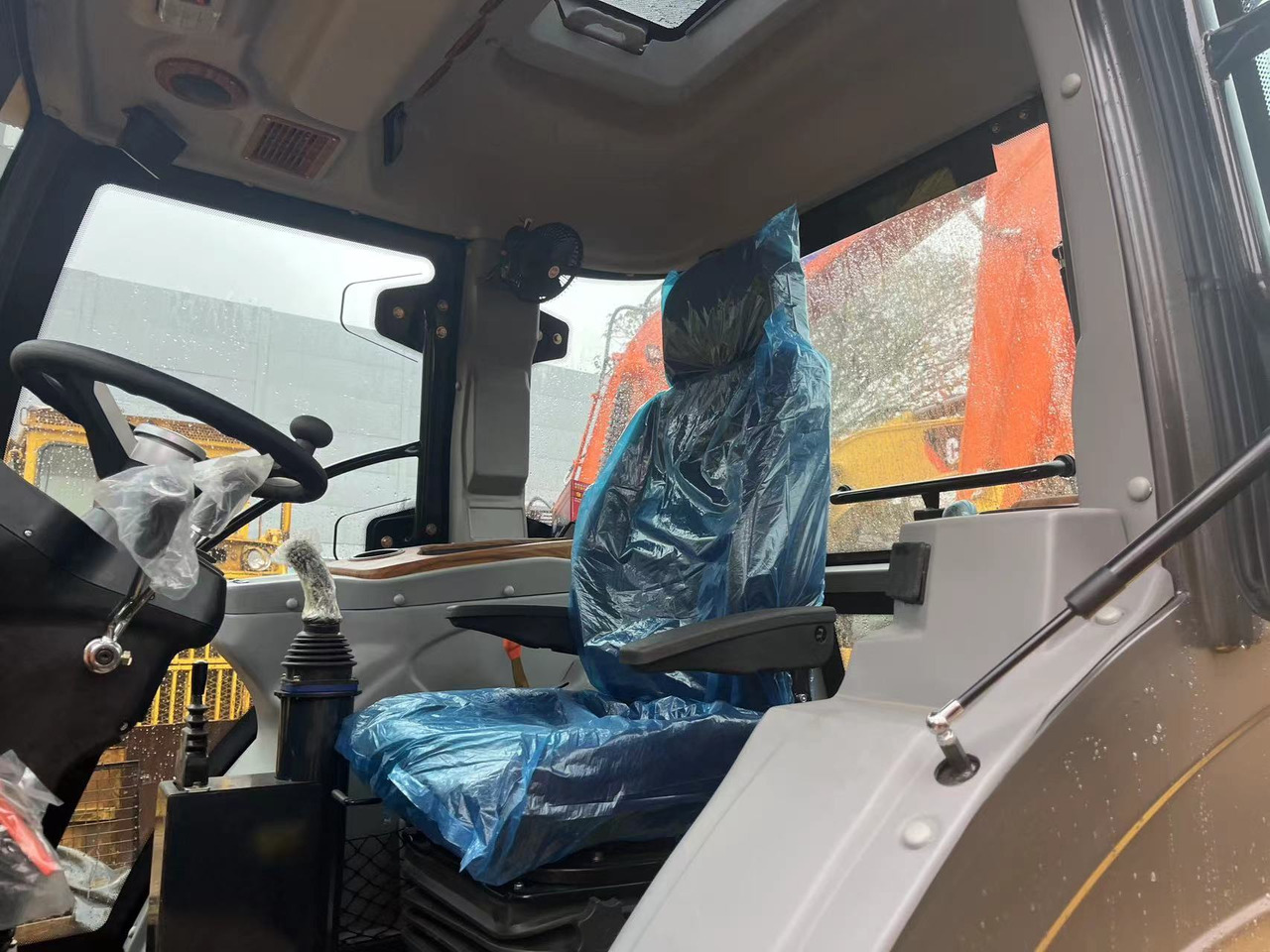 Caterpillar 420F 416 430 CAT Backhoe Loader New or Used on Sale - Backhoe loader: gambar 2 Caterpillar 420F 416 430 CAT Backhoe Loader New or Used on Sale - Backhoe loader: gambar 2