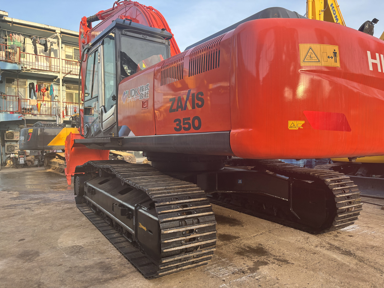 Hitachi ZX350 Used Excavator Hitachi 35 ton Secondhand Crawler Excavators Zx60 zx70 Zx120 Zx130 zx210 zx240 Zx300 zx850 - Ekskavator perayap: gambar 5 Hitachi ZX350 Used Excavator Hitachi 35 ton Secondhand Crawler Excavators Zx60 zx70 Zx120 Zx130 zx210 zx240 Zx300 zx850 - Ekskavator perayap: gambar 5