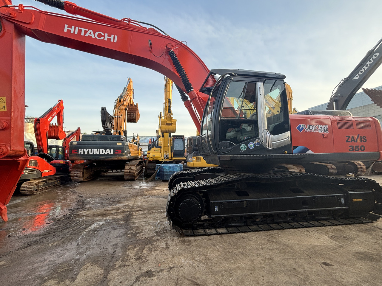 Hitachi ZX350 Used Excavator Hitachi 35 ton Secondhand Crawler Excavators Zx60 zx70 Zx120 Zx130 zx210 zx240 Zx300 zx850 - Ekskavator perayap: gambar 2 Hitachi ZX350 Used Excavator Hitachi 35 ton Secondhand Crawler Excavators Zx60 zx70 Zx120 Zx130 zx210 zx240 Zx300 zx850 - Ekskavator perayap: gambar 2