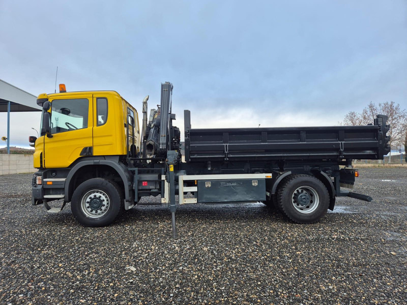 Scania P340 4x4 **2 units low km*, tipper with Fassi - Truk jungkit, Truk derek: gambar 1 Scania P340 4x4 **2 units low km*, tipper with Fassi - Truk jungkit, Truk derek: gambar 1
