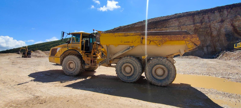 Volvo A35D * 2 unidades* - Tempat sampah artikulasi: gambar 1 Volvo A35D * 2 unidades* - Tempat sampah artikulasi: gambar 1