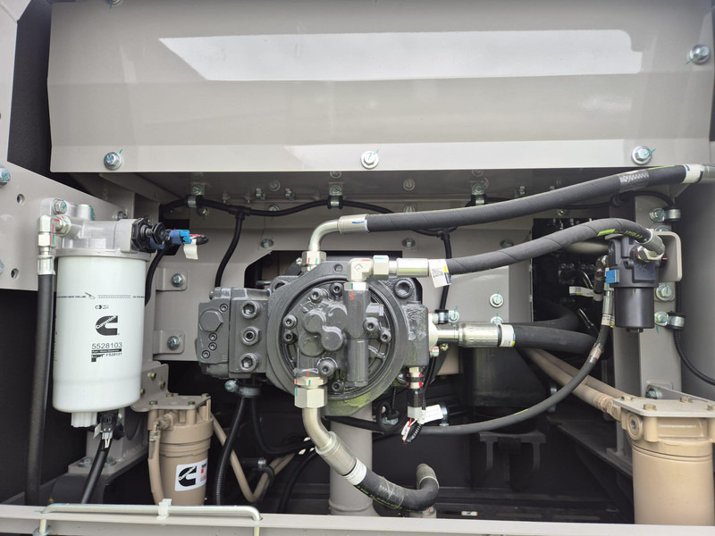 Ekskavator perayap baru Zoomlion ZE210GLC: gambar 13