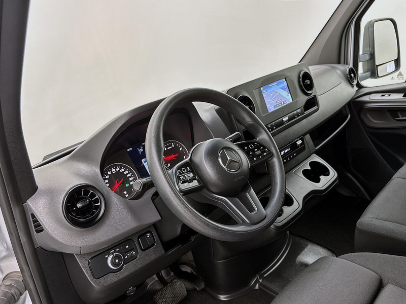 Mercedes-Benz Sprinter 316 2.2 CDI L3 Bakwagen D'Hollandia laadklep Geveerde stoel Achteruitrijcamera Cruise control - Van box: gambar 5 Mercedes-Benz Sprinter 316 2.2 CDI L3 Bakwagen D'Hollandia laadklep Geveerde stoel Achteruitrijcamera Cruise control - Van box: gambar 5