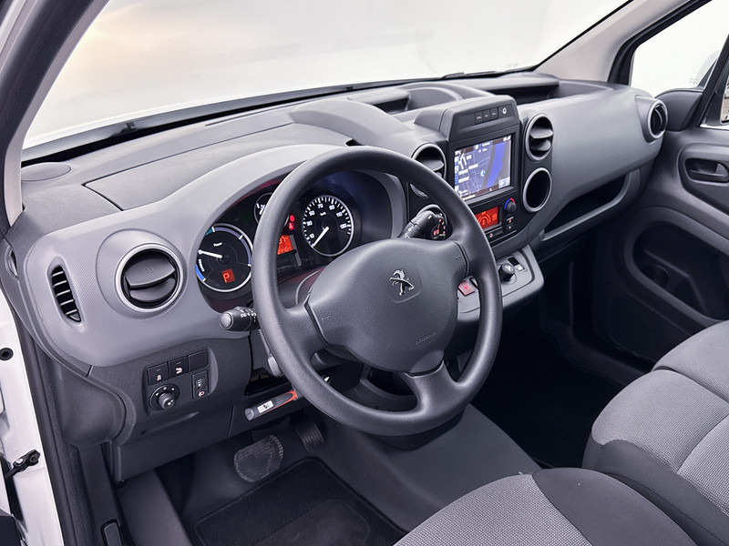 Peugeot Partner Electric L1 Premium Navigatie Parkeersensoren Cruise Control - Van kecil, Van listrik: gambar 5 Peugeot Partner Electric L1 Premium Navigatie Parkeersensoren Cruise Control - Van kecil, Van listrik: gambar 5