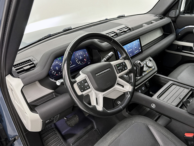 Land Rover Defender 2.0 D240 110 Grijs kenteken Pano Adaptieve cruise control Meridian Audio Memory seats - Van pengiriman: gambar 4 Land Rover Defender 2.0 D240 110 Grijs kenteken Pano Adaptieve cruise control Meridian Audio Memory seats - Van pengiriman: gambar 4