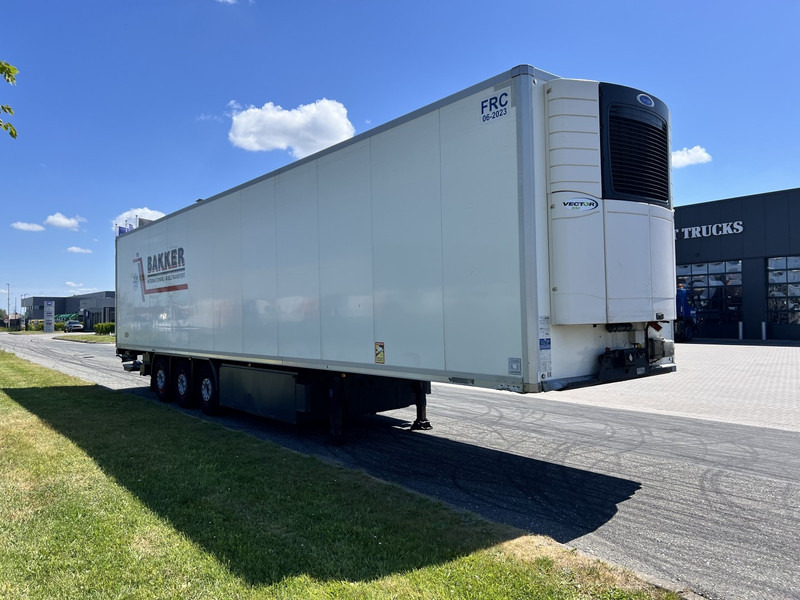 Kögel 3 - assige koeloplegger Carrier vector 1550 - Semi-trailer berpendingin: gambar 3 Kögel 3 - assige koeloplegger Carrier vector 1550 - Semi-trailer berpendingin: gambar 3