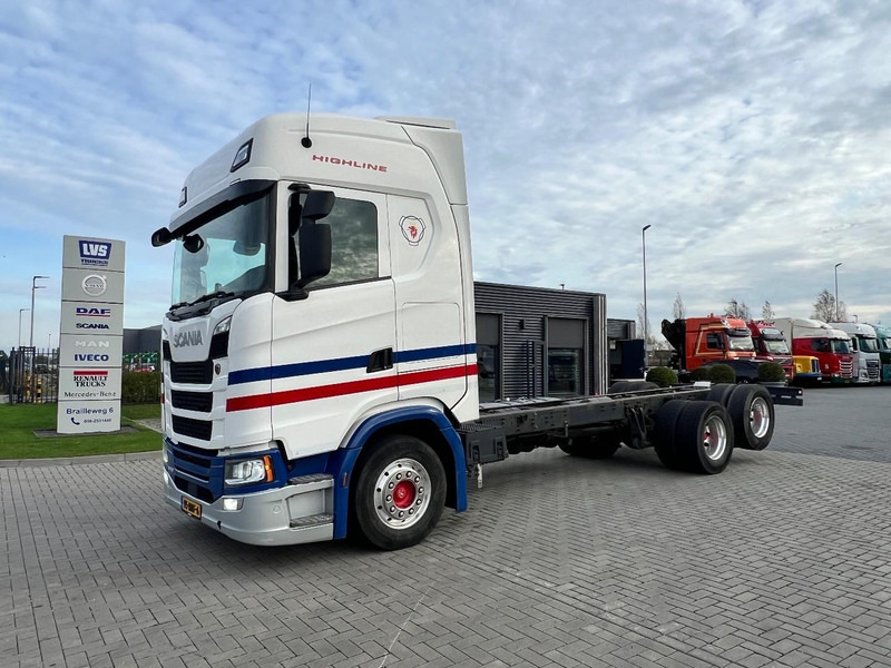 Scania S450 6x2 chassis cabine Retarder / Alcoa / Standclima / 715cm - Truk sasis: gambar 1 Scania S450 6x2 chassis cabine Retarder / Alcoa / Standclima / 715cm - Truk sasis: gambar 1
