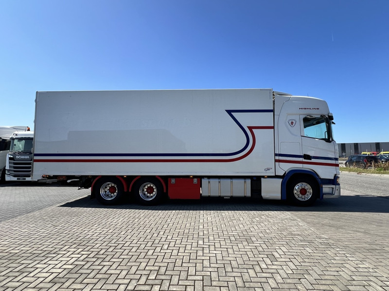 Scania S450 6x2 koelwagen Retarder / Dhollandia / Bloenenmaat - Truk berpendingin: gambar 4 Scania S450 6x2 koelwagen Retarder / Dhollandia / Bloenenmaat - Truk berpendingin: gambar 4
