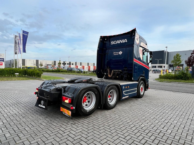 Scania R520 V8 6x2 Trekker WB 295 / Hydraulic / Full Air / Double Boogie - Tractor head: gambar 5 Scania R520 V8 6x2 Trekker WB 295 / Hydraulic / Full Air / Double Boogie - Tractor head: gambar 5